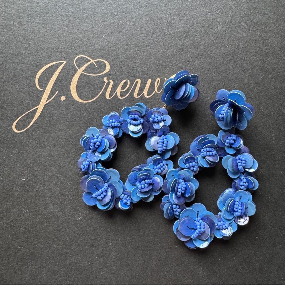 🌱 J. Crew Leather backed sequin petal earrings - Picture 2 of 8
